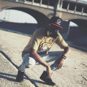 Skull Gas Mask Distressed Tee (Tan)
